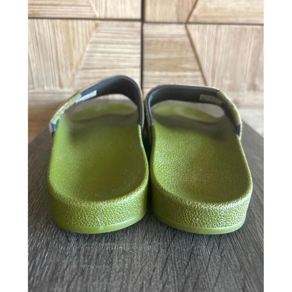 Adidas Womens Green Slides Velvet Suede Size 7 Casual - Picture 5 of 6